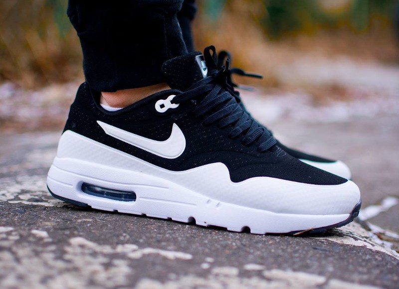 air max 1 blanc et noir